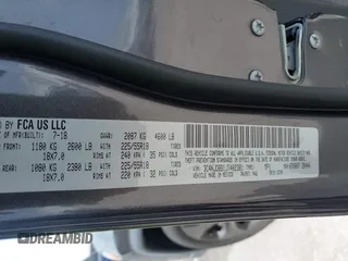 2018 Jeep Compass Latitude with VIN 3C4NJDBB1JT402381, listed as a IAAI auction lot 41844313 with 67,918 mi miles and . Bid and sale history available at DreamBid. Image 9.