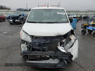 2013 Nissan NV200 SV with VIN 3N6CM0KN4DK696075, listed as a Copart auction lot 82459404 with 255,146 mi miles and Salvage title. Bid and sale history available at DreamBid. Image 5.