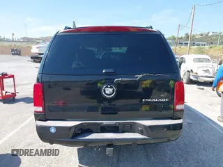 2005 Cadillac Escalade with VIN 1GYEC63T35R147108, listed as a IAAI auction lot 42474950 with 181,187 mi miles and . Bid and sale history available at DreamBid. Image 15.