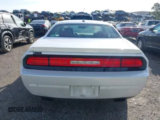 2014 Dodge Challenger R/T with VIN 2C3CDYBT6EH185590, listed as a IAAI auction lot 42536813 with 198,854 mi miles and . Bid and sale history available at DreamBid. Image 16.