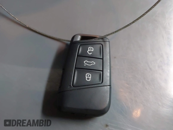 2019 Volkswagen Atlas SE с VIN 1V2DR2CA1KC591124, выставлен на аукционе IAAI как лот 42111572 с пробегом 40 430 миль миль и . История ставок и продаж доступна на DreamBid. Изображение 11.
