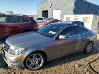 2015 Mercedes-Benz C 250 z VIN WDDGJ4HB5FG373601, wystawiony jako Copart lot #56018065 z przebiegiem 104 753 mil mil oraz Czysty tytuł • Clean title. Historia ofert i sprzedaży dostępna na DreamBid. Obrazek 1.