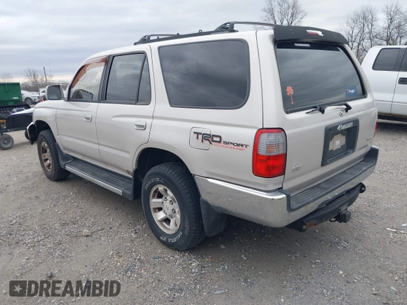 1998 Toyota 4Runner SR5 z VIN JT3GN86RXW0059946, wystawiony jako IAAI lot #41843789 z przebiegiem 293 069 mil mil oraz . Historia ofert i sprzedaży dostępna na DreamBid. Obrazek 3.