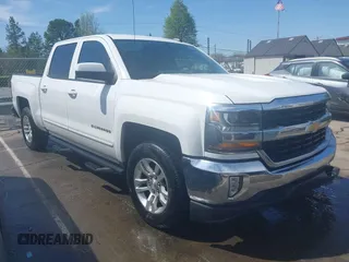 2017 Chevrolet Silverado 1500 LT with VIN 3GCPCREC4HG450688, listed as a IAAI auction lot 41937564 with 82,267 mi miles. Bid and sale history available at carsss.com. Image 1.