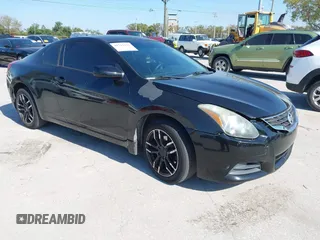 2013 Nissan Altima S with VIN 1N4AL2EP1DC200540, listed as a IAAI auction lot 41711141 with 140,213 mi miles and . Bid and sale history available at DreamBid. Image 1.
