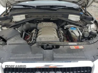 2010 Audi Q5 Premium Plus z VIN WA1LKAFPXAA020442, wystawiony jako Copart lot #62762045 z przebiegiem 136 816 mil mil oraz Szkoda całkowita • Salvage title. Historia ofert i sprzedaży dostępna na DreamBid. Obrazek 11.