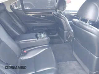 2013 Lexus LS 460 L with VIN JTHGL1EF8D5050029, listed as a IAAI auction lot 41891150 with 202,315 mi miles. Bid and sale history available at carsss.com. Image 8.