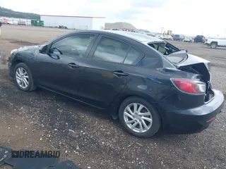 2012 Mazda 3 i Touring с VIN JM1BL1V85C1675345, выставлен на аукционе IAAI как лот 42261279 с пробегом 140 705 миль миль и . История ставок и продаж доступна на DreamBid. Изображение 3.