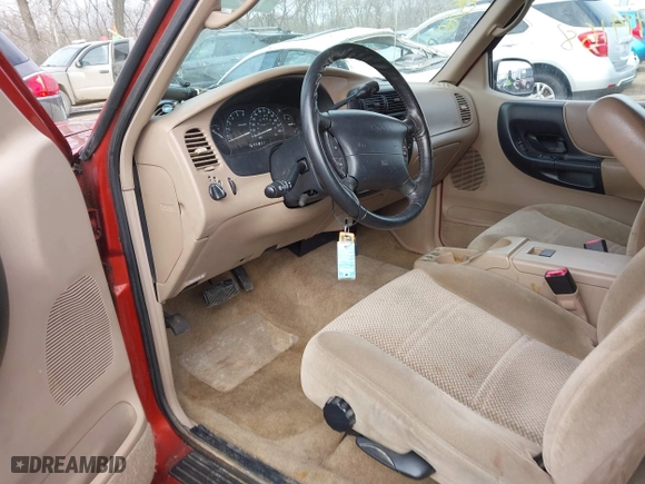 1998 Ford Ranger XLT with VIN 1FTYR11X7WPB02860, listed as a IAAI auction lot 41714168 with 90,617 mi miles. Bid and sale history available at carsss.com. Image 8.