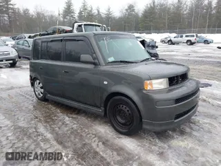 2005 Scion xB with VIN JTLKT324850206129, listed as a IAAI auction lot 41674955 with 200,381 mi miles. Bid and sale history available at carsss.com. Image 1.