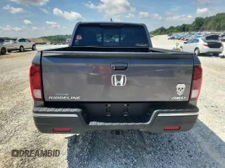 2017 Honda Ridgeline RTL-E with VIN 5FPYK3F79HB031142, listed as a Copart auction lot 62365885 with 134,517 mi miles and Salvage title. Bid and sale history available at DreamBid. Image 6.