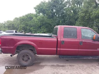 2004 Ford F-350 XL with VIN 1FTSW31P84EB44344, listed as a IAAI auction lot 42530363 with 220,626 mi miles and . Bid and sale history available at DreamBid. Image 6.