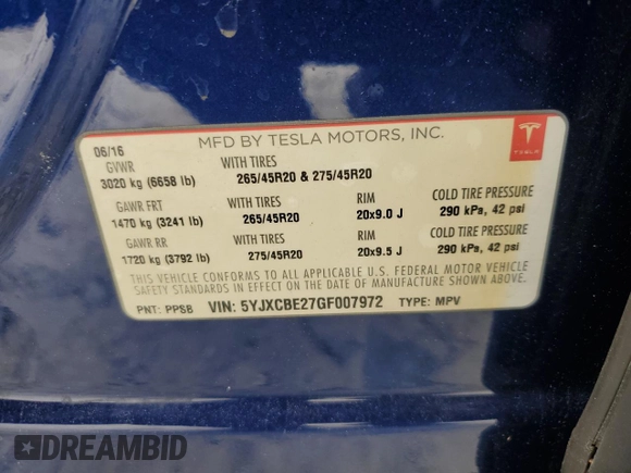 2016 Tesla Model X 70D z VIN 5YJXCBE27GF007972, wystawiony jako Copart lot #53945325 z przebiegiem 83 395 mil mil oraz Szkody całkowita. Historia ofert i sprzedaży dostępna na DreamBid. Obrazek 13.