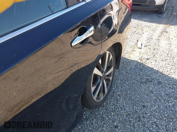 2016 Nissan Altima SL with VIN 1N4AL3AP5GC227580, listed as a IAAI auction lot 42187177 with 136,902 mi miles and . Bid and sale history available at carsss.com. Image 6.