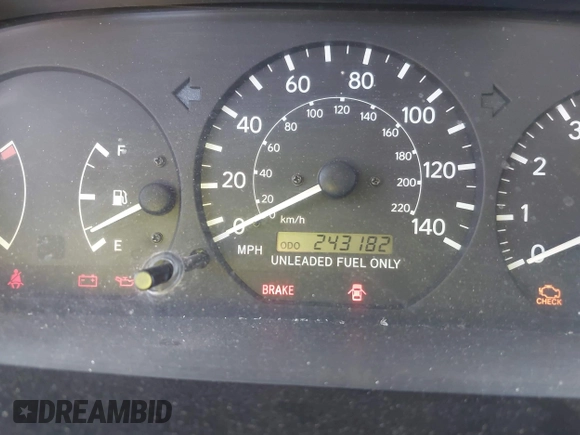 1999 Toyota Camry LE z VIN 4T1BG22K0XU904122, wystawiony jako IAAI lot #42305293 z przebiegiem 243 182 mil mil oraz . Historia ofert i sprzedaży dostępna na DreamBid. Obrazek 7.