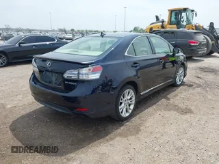 2010 Lexus HS 250h with VIN JTHBB1BA9A2026888, listed as a IAAI auction lot 41885871 with 89,842 mi miles and . Bid and sale history available at DreamBid. Image 4.