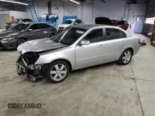 2008 Kia Optima LX z VIN KNAGE124385216572, wystawiony jako Copart lot #55672295 z przebiegiem Nie podano mil oraz Szkoda całkowita • Salvage title. Historia ofert i sprzedaży dostępna na DreamBid. Obrazek 1.