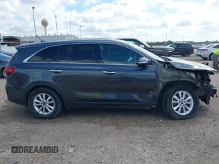 2020 Kia Sorento LX with VIN 5XYPG4A34LG658493, listed as a IAAI auction lot 41750311 with 78,091 mi miles. Bid and sale history available at carsss.com. Image 14.