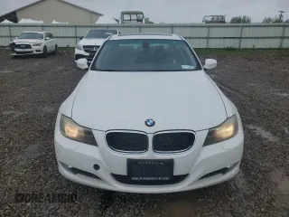 2011 BMW 3 Series 328i xDrive z VIN WBAPK5G59BNN79984, wystawiony jako Copart lot #57904565 z przebiegiem 134 832 mil mil oraz Czysty tytuł • Clean title. Historia ofert i sprzedaży dostępna na DreamBid. Obrazek 5.