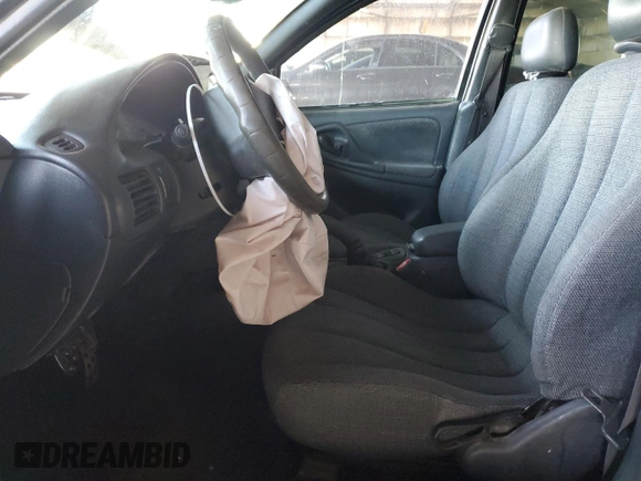 2002 Chevrolet Cavalier LS z VIN 1G1JF524X27240823, wystawiony jako Copart lot #88822755 z przebiegiem 212 110 mil mil oraz Szkoda całkowita • Salvage title. Historia ofert i sprzedaży dostępna na DreamBid. Obrazek 7.