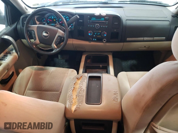 2007 Chevrolet Silverado 1500 LT w/2LT with VIN 2GCEC19J171638447, listed as a Copart auction lot 46090945 with 340,895 mi miles and Salvage Title. Bid and sale history available at carsss.com. Image 8.