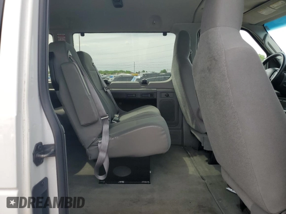 2012 Ford Econoline Cargo с VIN 1FDNE3BL5CDA17126, выставлен на аукционе Copart как лот 58214755 с пробегом 183 892 миль миль и Чистый • Clean title. История ставок и продаж доступна на DreamBid. Изображение 11.