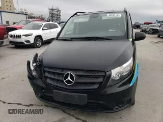 2016 Mercedes-Benz Metris Cargo z VIN WD3PG2EAXG3171266, wystawiony jako Copart lot #43595185 z przebiegiem 101 889 mil mil oraz Szkoda całkowita • Salvage title. Historia ofert i sprzedaży dostępna na DreamBid. Obrazek 12.