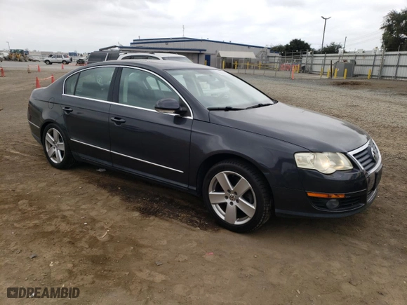 2009 Volkswagen Passat Sedan Komfort with VIN WVWJK73C19P034000, listed as a Copart auction lot 76606164 with 57,007 mi miles and Salvage Title. Bid and sale history available at carsss.com. Image 4.