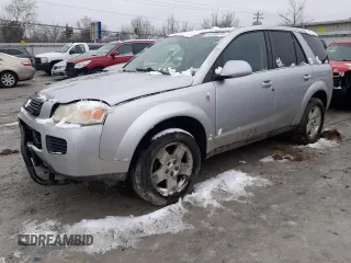 2006 Saturn VUE z VIN 5GZCZ63436S853783, wystawiony jako Copart lot #44595675 z przebiegiem 161 742 mil mil oraz Szkody całkowita. Historia ofert i sprzedaży dostępna na DreamBid. Obrazek 1.
