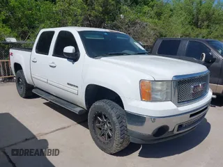 2011 GMC Sierra 1500 SLT с VIN 3GTP2WE38BG364194, выставлен на аукционе IAAI как лот 41951946 с пробегом 216 433 миль миль и . История ставок и продаж доступна на DreamBid. Изображение 1.