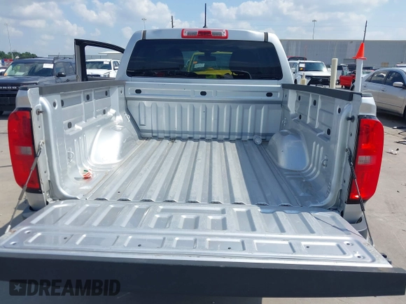 2017 Chevrolet Colorado 2WD WT with VIN 1GCGSBEAXH1140780, listed as a IAAI auction lot 42335328 with 132,481 mi miles and . Bid and sale history available at DreamBid. Image 18.