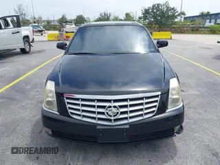2010 Cadillac DTS w/1SC with VIN 1G6KD5EY8AU106072, listed as a IAAI auction lot 41999952 with 165,866 mi miles. Bid and sale history available at carsss.com. Image 6.