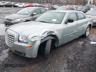 2006 Chrysler 300 Touring with VIN 2C3KA53GX6H134065, listed as a IAAI auction lot 41584131 with Not Provided miles. Bid and sale history available at carsss.com. Image 2.