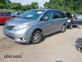2017 Toyota Sienna XLE Auto Access Seat with VIN 5TDYZ3DC8HS861398, listed as a IAAI auction lot 42883110 with 110,702 mi miles and . Bid and sale history available at DreamBid. Image 19.