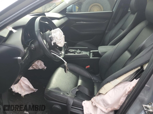 2020 Mazda 3 Select with VIN 3MZBPACL7LM132168, listed as a Copart auction lot 43994895 with Not Provided miles and Salvage Title. Bid and sale history available at carsss.com. Image 7.