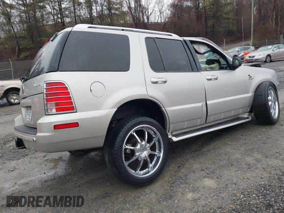 2004 Mercury Mountaineer with VIN 4M2DU86W04UJ05601, listed as a IAAI auction lot 41520948 with Not provided miles and . Bid and sale history available at DreamBid. Image 4.