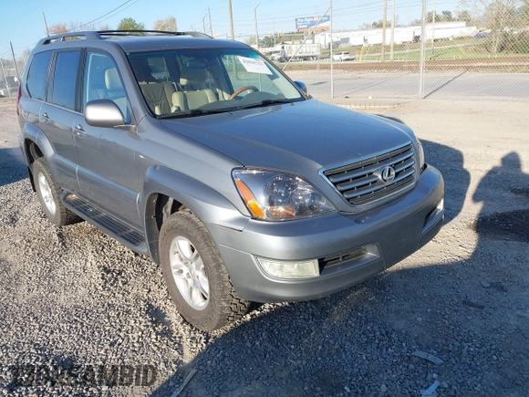 2004 Lexus GX 470 with VIN JTJBT20X440045714, listed as a IAAI auction lot 42026723 with 237,762 mi miles. Bid and sale history available at carsss.com. Image 1.