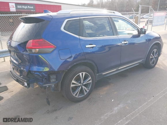2017 Nissan Rogue SL with VIN JN8AT2MVXHW284294, listed as a IAAI auction lot 41145923 with 75,240 mi miles. Bid and sale history available at carsss.com. Image 4.