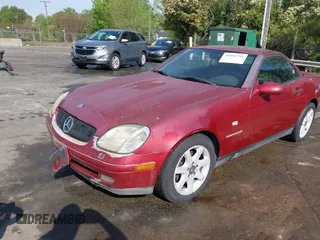 1999 Mercedes-Benz SLK-Class with VIN WDBKK47F0XF088123, listed as a IAAI auction lot 41991751 with 275,370 mi miles. Bid and sale history available at carsss.com. Image 6.