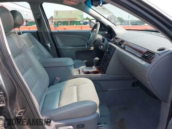 2006 Ford Five Hundred SEL with VIN 1FAFP27116G103482, listed as a IAAI auction lot 40033074 with 158,977 mi miles and . Bid and sale history available at DreamBid. Image 5.
