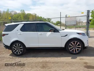 2021 Land Rover Discovery z VIN SALRT4RUXM2449829, wystawiony jako IAAI lot #42207245 z przebiegiem 54 328 mil mil oraz . Historia ofert i sprzedaży dostępna na DreamBid. Obrazek 14.