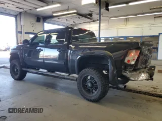 2013 Chevrolet Silverado 1500 LT with VIN 3GCPKSE78DG267821, listed as a Copart auction lot 53720625 with 108,883 mi miles and Salvage Title. Bid and sale history available at DreamBid. Image 2.