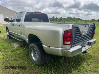 2006 Dodge 3500 SLT z VIN 3D7MX48C96G117668, wystawiony jako Copart lot #57986495 z przebiegiem 268 605 mil mil oraz Tytuł czysty. Historia ofert i sprzedaży dostępna na DreamBid. Obrazek 3.