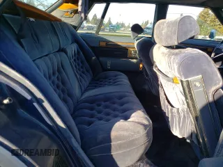 1984 Cadillac Seville z VIN 1G6AS6987EE810927, wystawiony jako Copart lot #42836105 z przebiegiem 19 894 mil mil oraz Tytuł czysty. Historia ofert i sprzedaży dostępna na DreamBid. Obrazek 10.