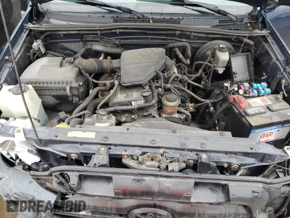 2006 Toyota Tacoma with VIN 5TEPX42N06Z231502, listed as a Copart auction lot 83566484 with 113,235 mi miles and Salvage Title. Bid and sale history available at carsss.com. Image 11.