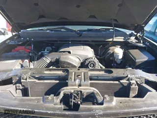 2011 Chevrolet Silverado 1500 LT with VIN 1GCRCSE03BZ335576, listed as a IAAI auction lot 41763158 with 35,574 mi miles. Bid and sale history available at carsss.com. Image 10.