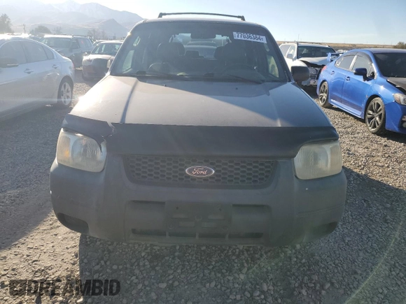 2002 Ford Escape XLS Choice with VIN 1FMYU021X2KC77142, listed as a Copart auction lot 77036384 with 213,292 mi miles and Clean title. Bid and sale history available at DreamBid. Image 5.