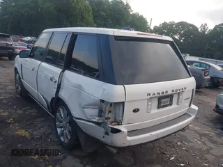 2008 Land Rover Range Rover SC with VIN SALMF13438A275736, listed as a IAAI auction lot 42233328 with 138,286 mi miles and . Bid and sale history available at DreamBid. Image 3.