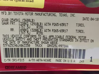 2018 Toyota Tacoma SR5 with VIN 5TFAZ5CN0JX063350, listed as a IAAI auction lot 41829396 with 61,155 mi miles and . Bid and sale history available at DreamBid. Image 9.