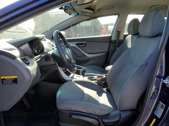 2013 Hyundai Elantra GLS z VIN 5NPDH4AE1DH246737, wystawiony jako Copart lot #64248184 z przebiegiem 132 716 mil mil oraz Szkody całkowita. Historia ofert i sprzedaży dostępna na DreamBid. Obrazek 7.